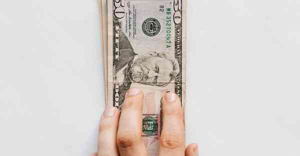 大猩猩机器人智能 大猩猩机器人打蝎子图片玩具