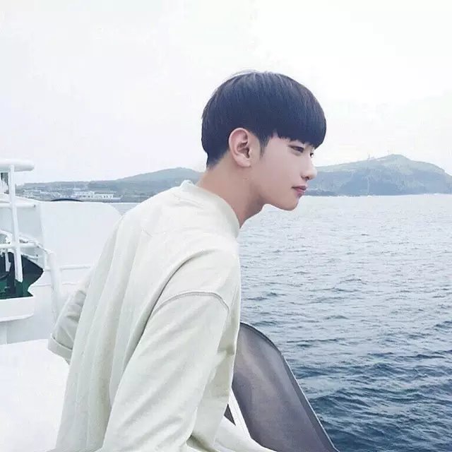 浦思伊娟