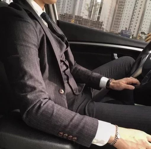 黄朋坚玲