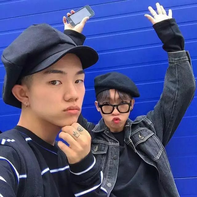 贾雄先恒